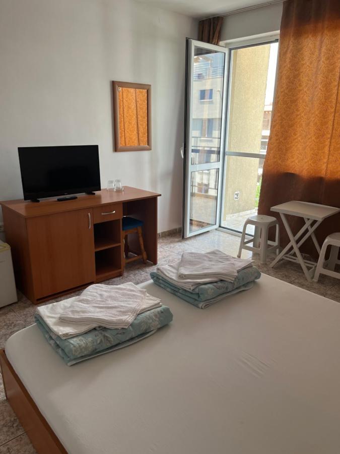 Къща Нанси Sluneční pobřeží Exteriér fotografie