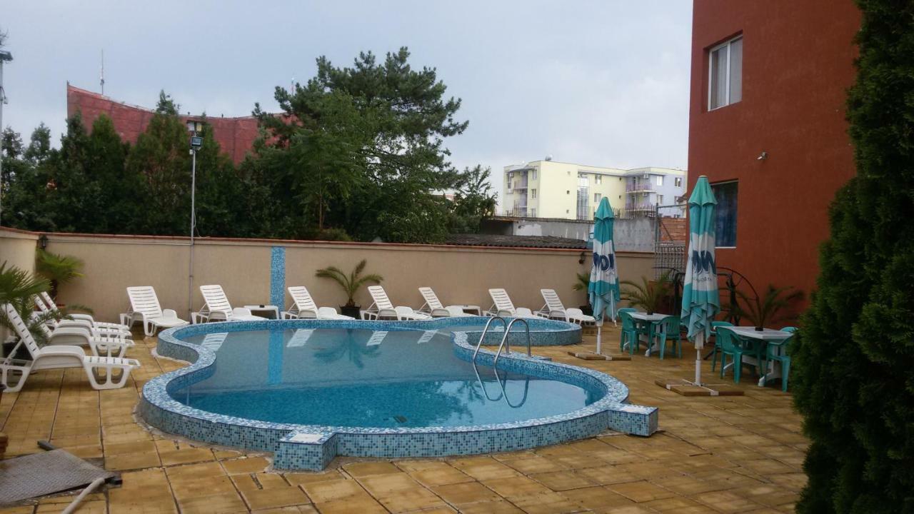 Къща Нанси Sluneční pobřeží Exteriér fotografie