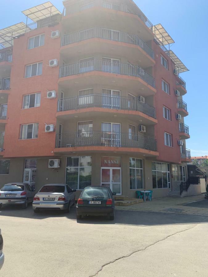 Къща Нанси Sluneční pobřeží Exteriér fotografie